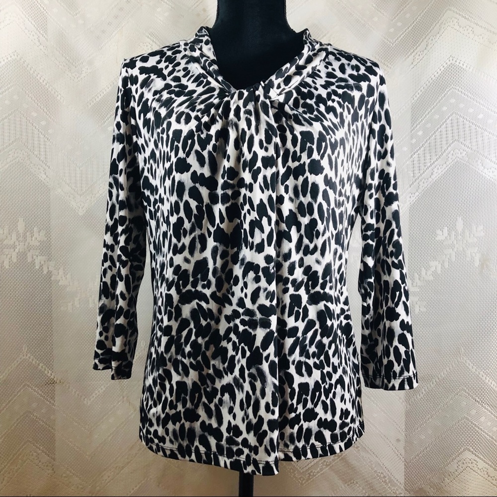 Women’s Size Med JONES New York Black & White Top
